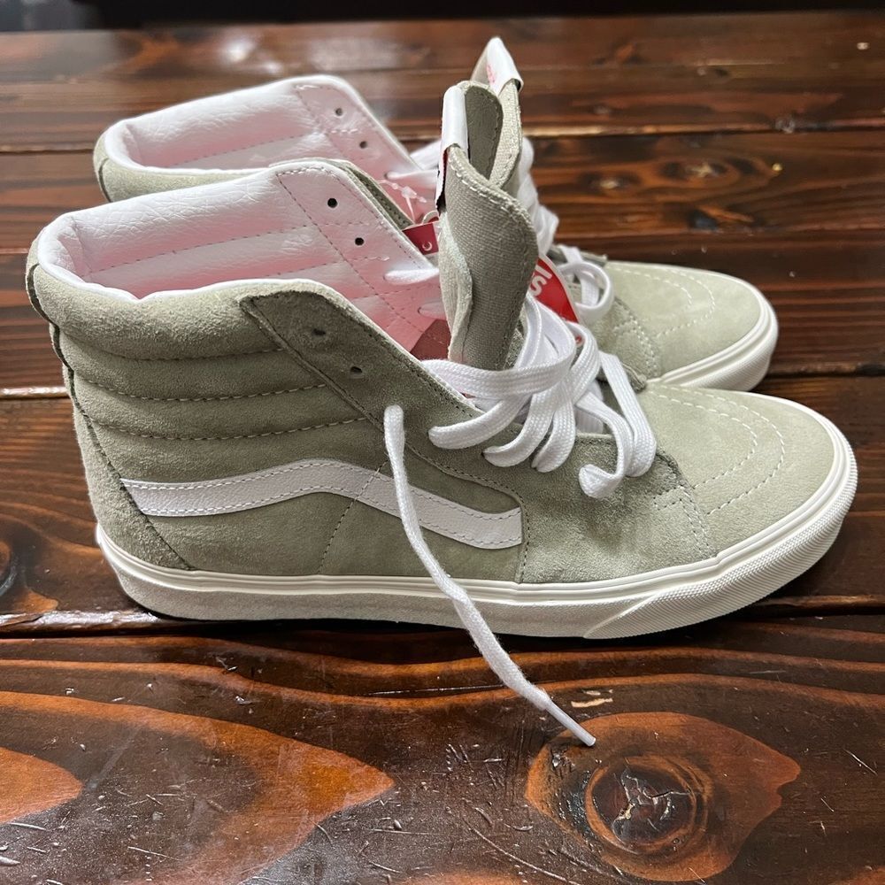 Brand new VANS ECO THEORY SK8-HI TAPERED SHOE. See descrip